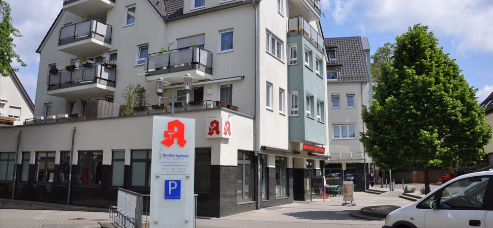 Bahnhof Apotheke Aussenansicht