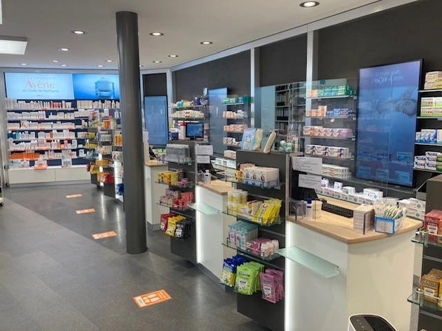Bahnhof Apotheke Innenansicht
